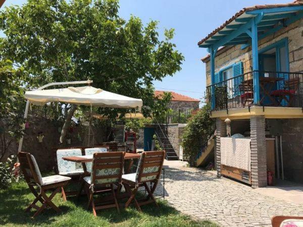 Assos Mia Otel Ayvacik Esterno foto